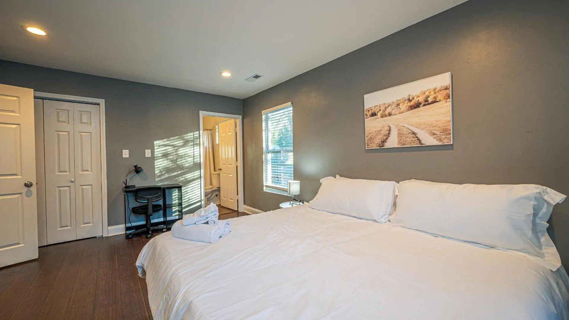 펜션 Comfy 3 Bed Housebackyardwifispacy 샬럿
